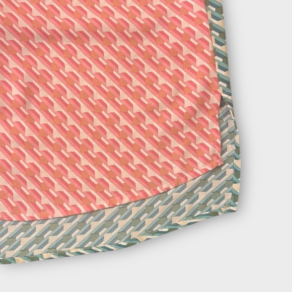 Entro Geometric Pattern Boxy Loose Fit Short Sleeve Top Size Small - Picture 11 of 14